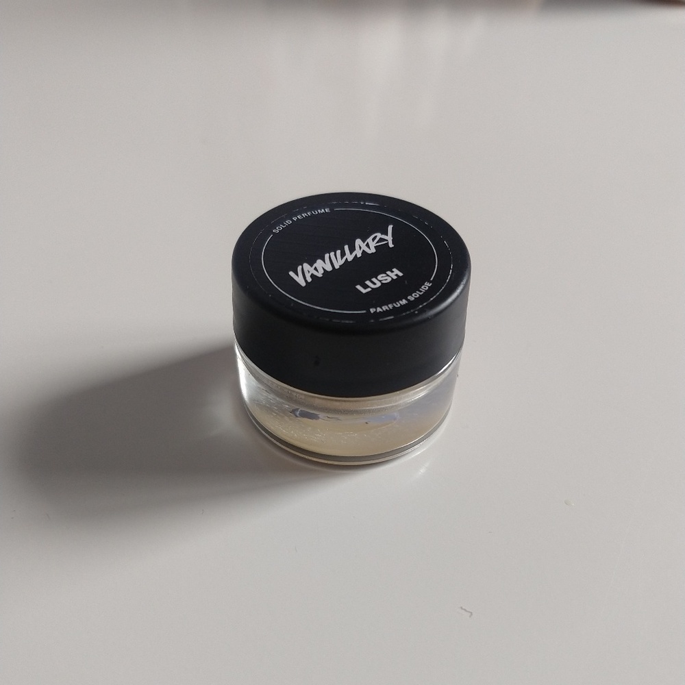 LUSH Vanillery - FREE with Bundle over $25